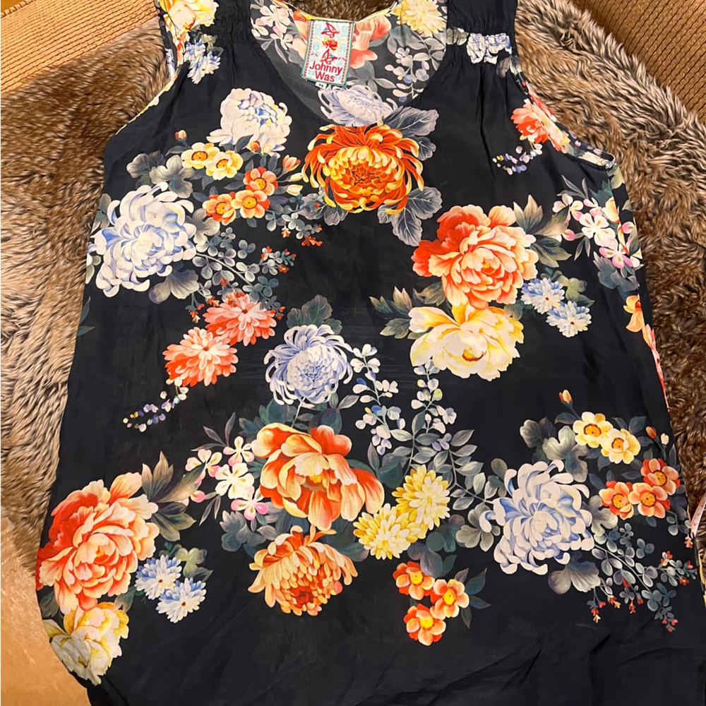 Johnny Was Women’s Sleeveless Scoop Neck Tank